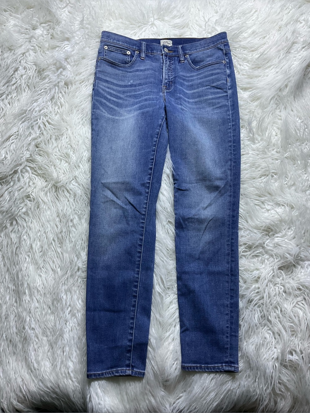 J Crew 9" high-rise toothpick jean in Roaring River wash